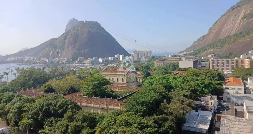 Cobertura linear com 3 quartos e 2 vagas em botafogo, rio de janeiro, rj.