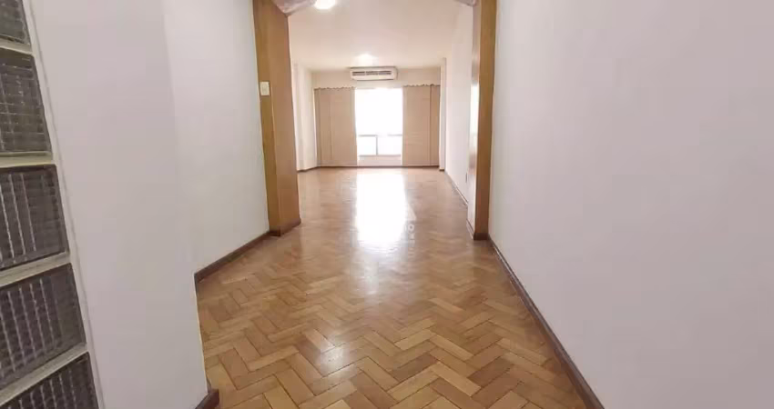 Maravilhoso apartamento 2 por andar com 3 quartos sendo 1 suite amplo e arejado na rua conde de bonfim próximo metrô da são francisco xavier