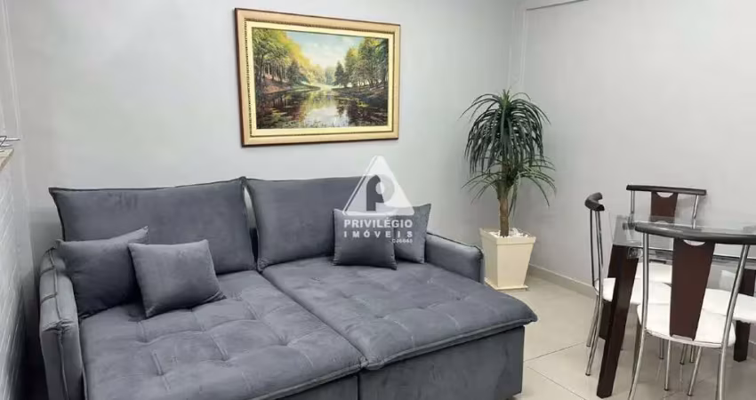 Silencioso quarto/sala com área de serviço, de fundo, à venda na lapa com 41m² no iptu.
