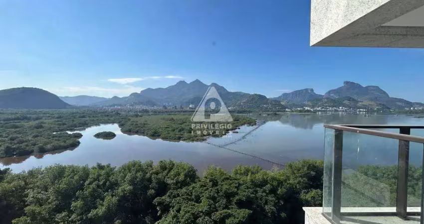 Apartamento de alto padrão com 2 suítes e vista para a lagoa - península
