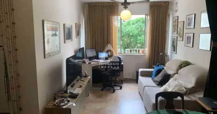 Magnífico apartamento de luxo 2 quartos sendo 1 suite, com 1 vaga na escritura , a venda no humaitá