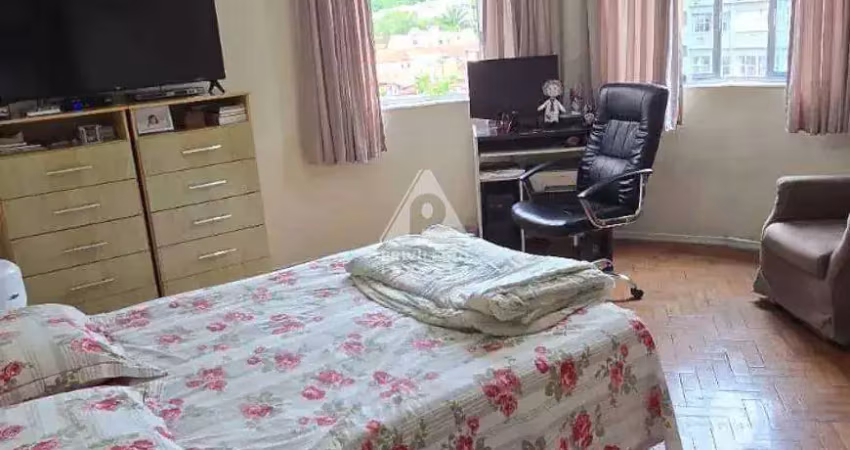 2 quartos, varanda, 87 metros, vista livre, portaria 24h
