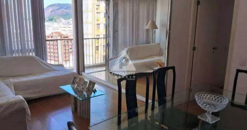 Apartamento á venda em botafogo, 3 quartos (1 suíte), dependência, 2 vagas