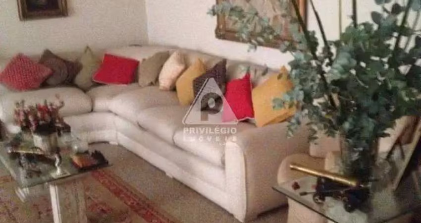 Apartamento amplo 210m² e silencioso com varanda nas laranjeiras