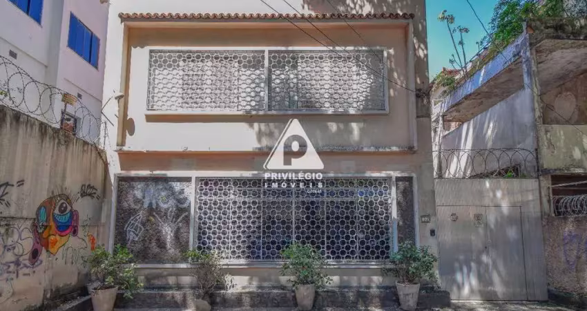 Casa de rua à venda, 4 quartos, 1 suíte, 4 vagas, botafogo - rio de janeiro/rj