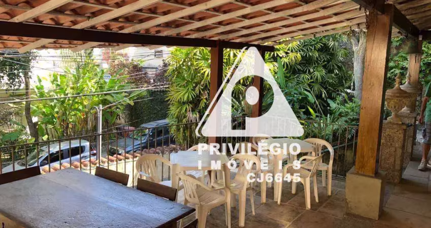 Casa com 5 quartos à venda na Rua Araucaria, --, Jardim Botânico, Rio de Janeiro