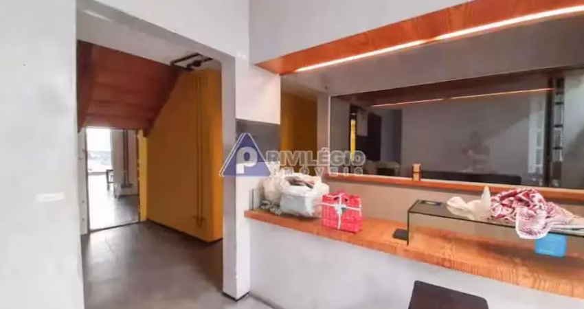 Casa de rua duplex à venda, original 6 quartos com suíte, 2 salas, terraço, área externa, 2 vagas, 240m², botafogo. rio de janeiro/rj.