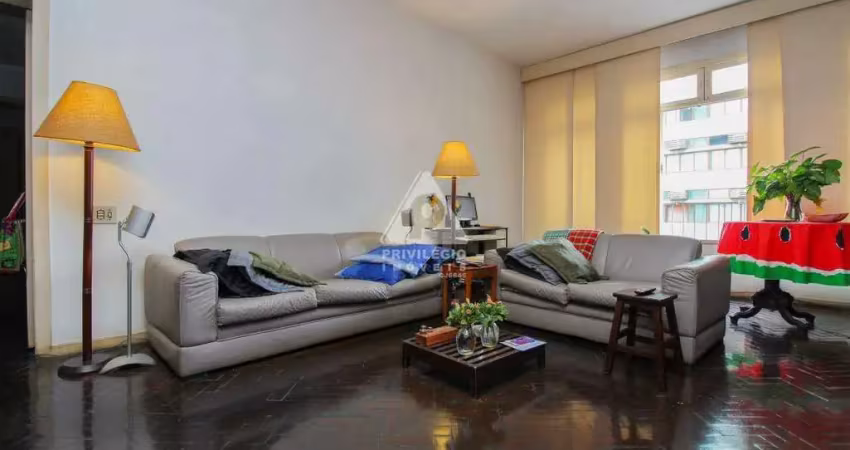 Apartamento à venda, 3 quartos, 2 salas, dependência completa, área de serviço, 1 vaga, 149m², botafogo. rio de janeiro/rj.
