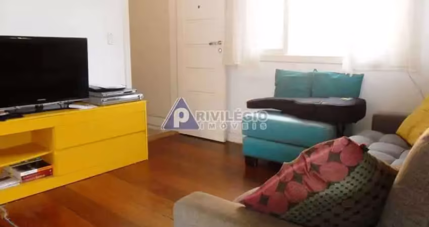 Privilégio imóveis vende: excelente apartamento todo reformado em botafogo