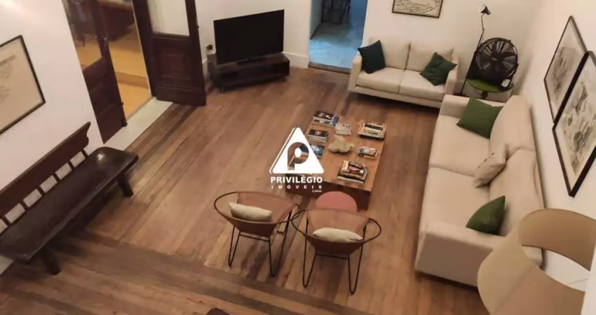 Casa com 7 quartos à venda na Rua Voluntários da Pátria, --, Humaitá, Rio de Janeiro