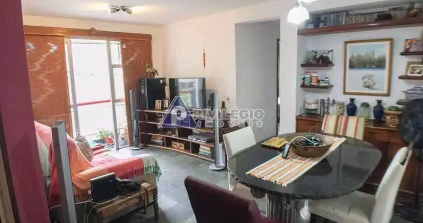 2 quartos, varanda com vista lagoa, 1 vaga e portaria 24 horas
