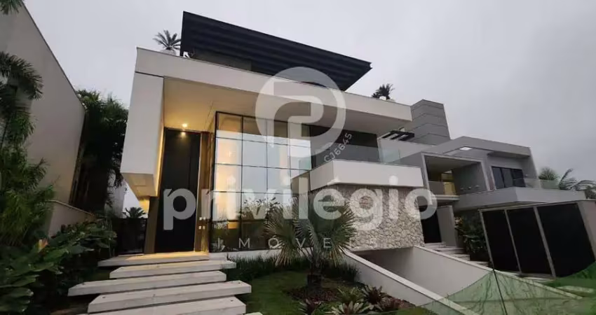 Alphaville barra: casa de 904m² com elevador e lazer completo, 5 quartos, 5 suítes, 6 vagas, 904 m² - barra da tijuca