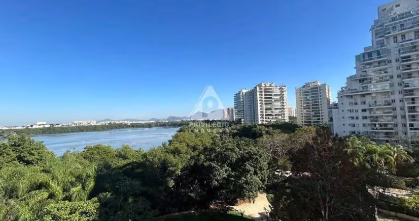 Apartamento na península com 3 quartos, suíte e vista para a lagoa - smart