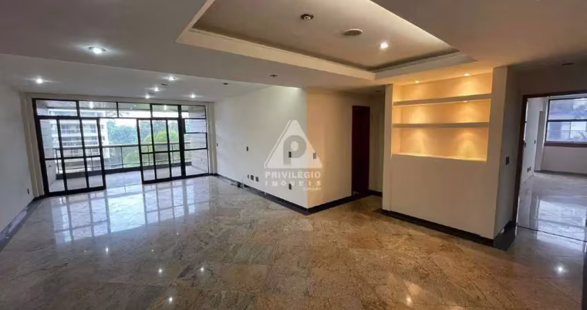 Apartamento com 3 suítes, 227m² no coração da freguesia-jpa
