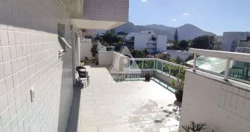 Cobertura linear à venda condominio califórnia coast