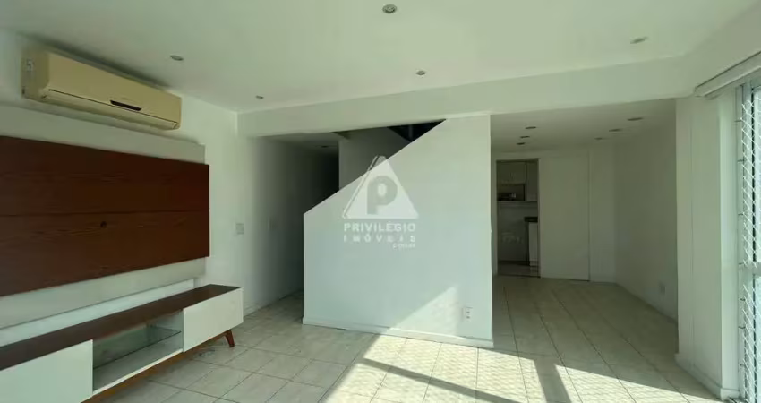 Apartamento duplex à venda, 02 suítes, 01 vaga, vista livre, mundo novo, barra da tijuca - rio de janeiro/rj