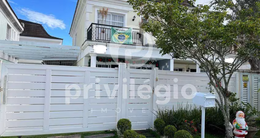 Linda casa!!! porteira fechada!!! condomínio maravilhoso! 3 quartos, 1 suíte