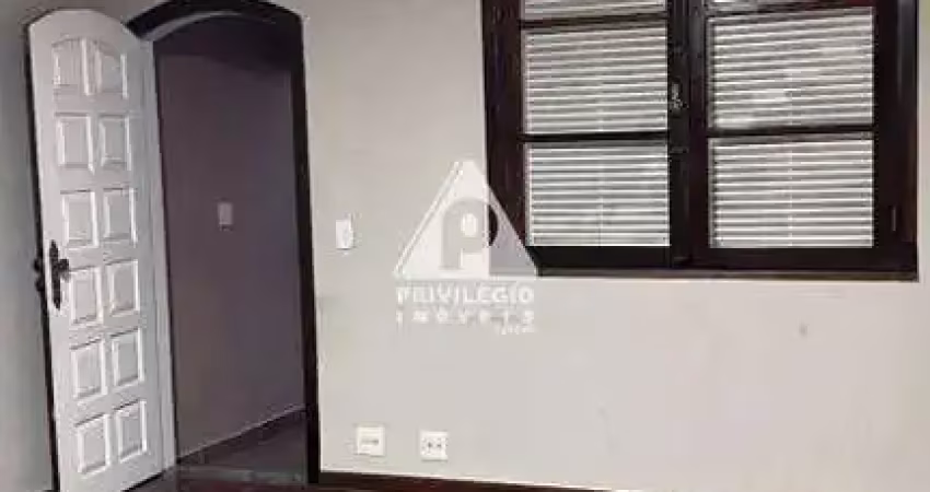 Casa com 2 quartos à venda na Rua Vassouras, --, Parque Anchieta, Rio de Janeiro