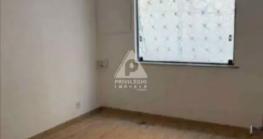 Apartamento de 2 quartos à venda, com vaga no rio comprido, próximo ao metro afonso pena