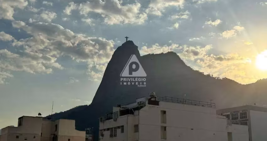 Oportunidade em botafogo – para reformar e deixar do seu jeito!