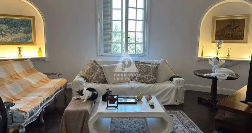 Apto 4 quartos. 2 suites. copa-cozinha deps 1 por andar praia de botafogo