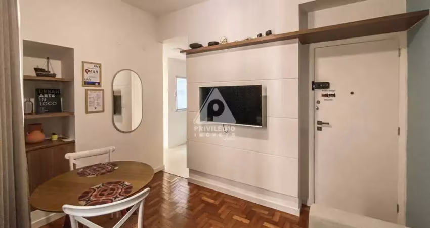 Apartamento duplex dividido à venda, 2 quartos, 2 banheiros, copacabana - rio de janeiro/rj