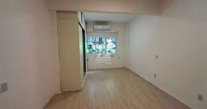 Oportunidade: conjugado claro e arejado no coração de copacabana