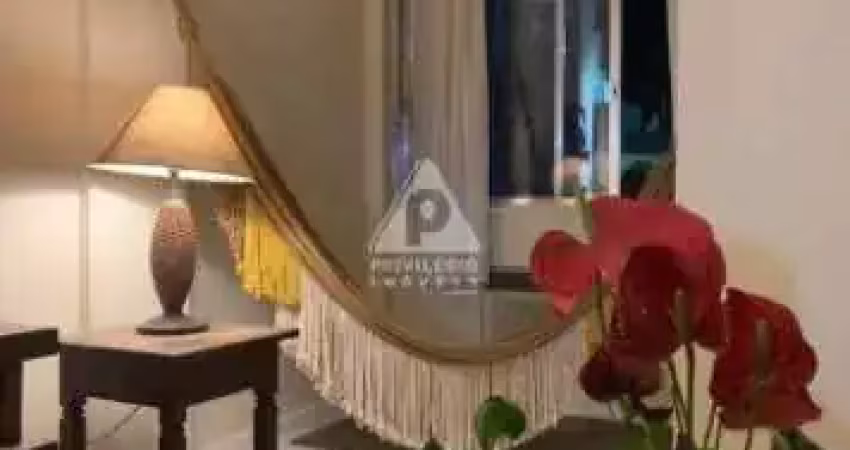 Excelente imóvel. sala/ tres quartos. próximo metro. posto 6