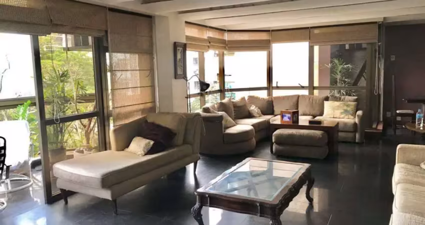 Apartamento à venda, 191m², 4 quartos, 1 suíte, 2 vagas, Lagoa - RIO DE JANEIRO/RJ