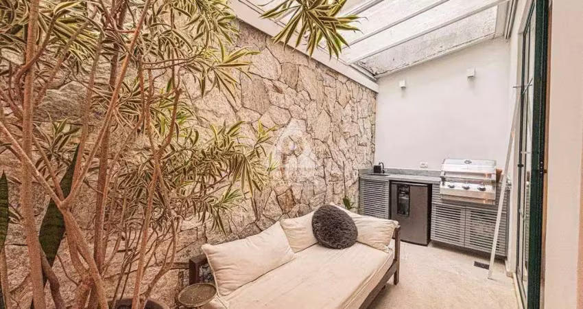Garden reformado á venda no leblon, quadra da praia