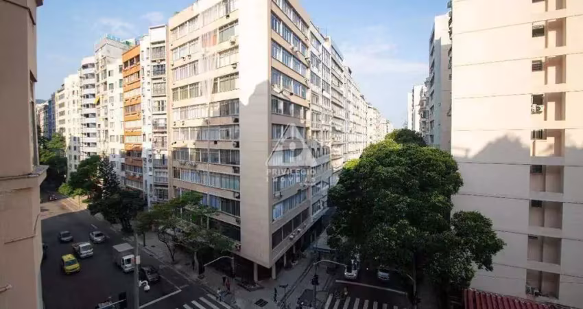 Apartamento 3 quartos reformado e silencioso próximo à praia