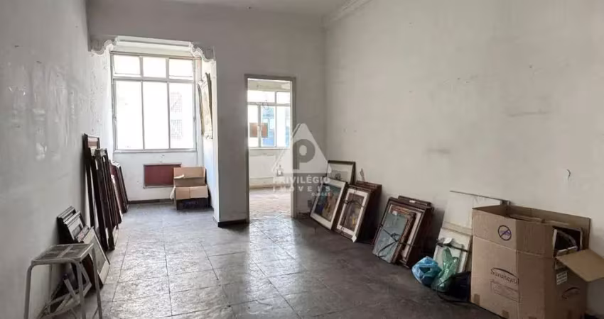 Apartamento com 2 quartos à venda na Rua Figueiredo Magalhães, --, Copacabana, Rio de Janeiro