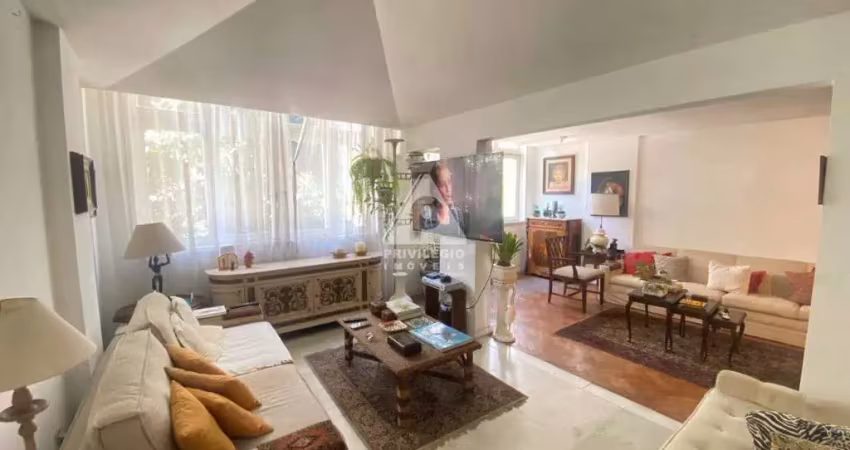 Apartamento na xavier da silveira, a poucos passos do metrô cantagalo!