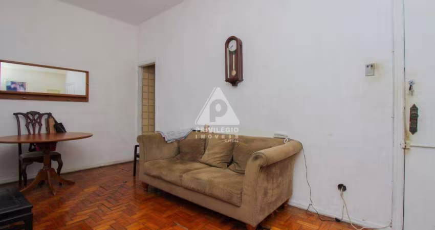 Apartamento à venda, 2 quartos, Copacabana - RIO DE JANEIRO/RJ