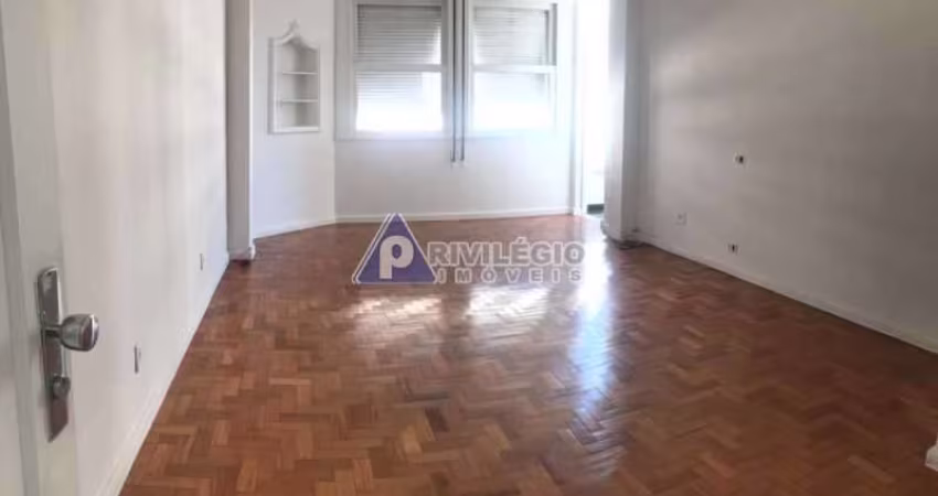 Apartamento à venda, 3 quartos, 1 suíte, 1 vaga, Copacabana - RIO DE JANEIRO/RJ