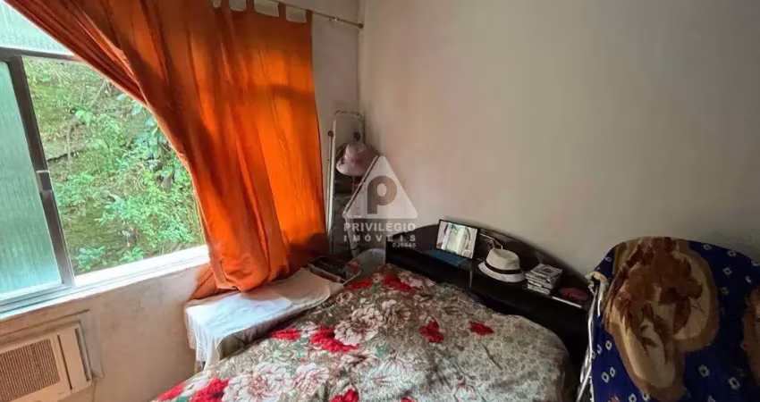 Apartamento quarto e sala em copacabana próxximo ao metrô cardeal arco verde