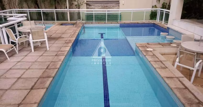 Apartamento duplex em botafogo com total infraestrutura