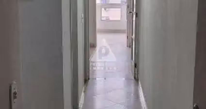 Apartamento com sala, quarto, banheiro e cozinha em copacabana