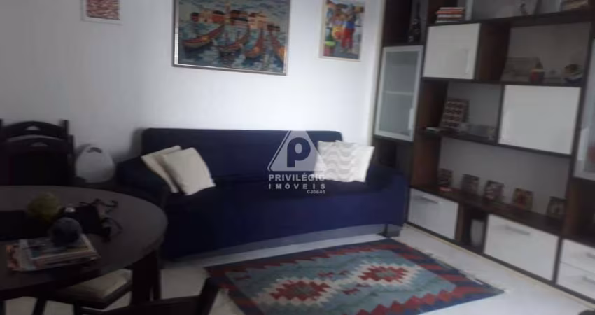Apartamento à venda 1 quarto na Avenida Atlântica