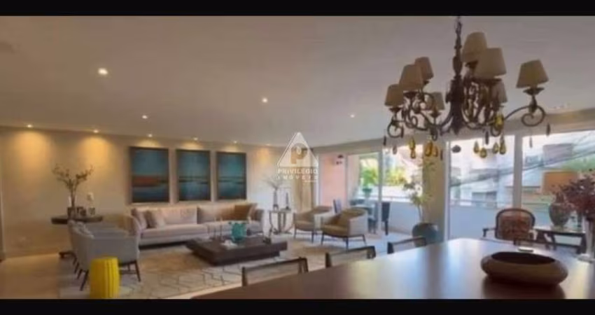 Amplo Apartamento duplex - tipo casa- 5 quartos sendo 3 suites