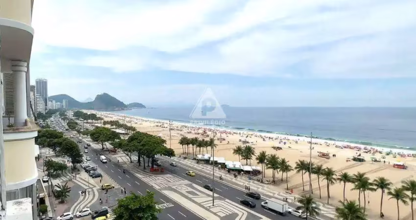 Atlântica frontal mar! 3 quartos, suíte, 4 banheiros ao total. andar elevado!! 201m²