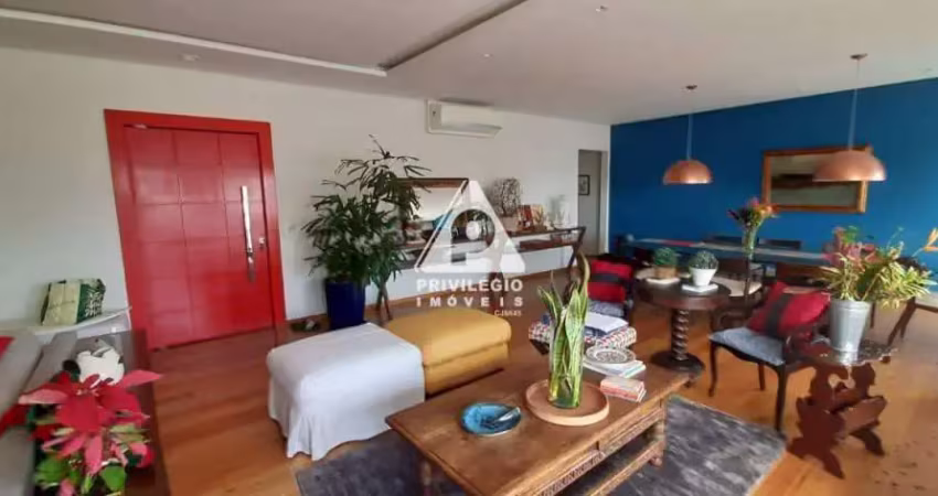 Apartamento à venda, 4 quartos, 1 suíte, 2 vagas, Botafogo - RIO DE JANEIRO/RJ