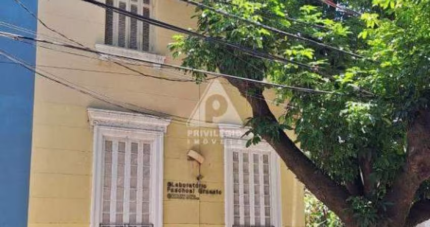 Ampla casa comercial/residencial em Botafogo próximo ao metrô e Shopping