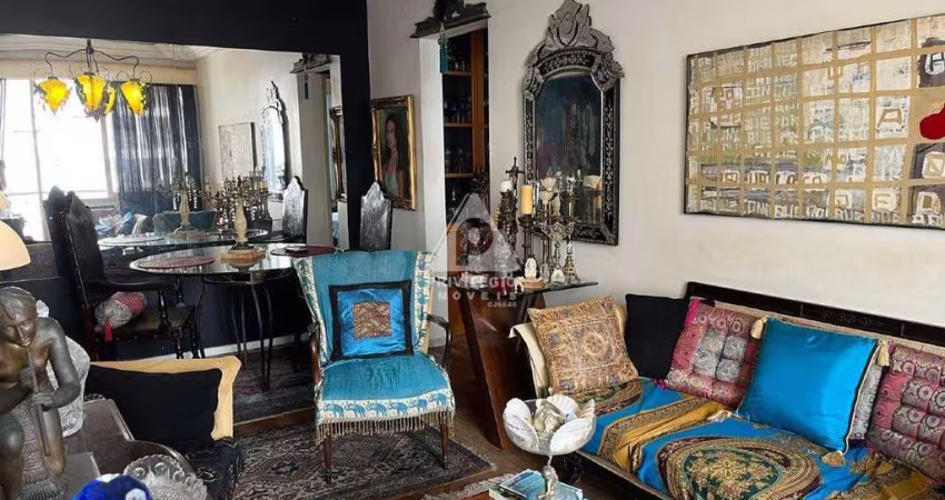 Em Botafogo! Excelente apartamento de quarto e sala, com varanda.