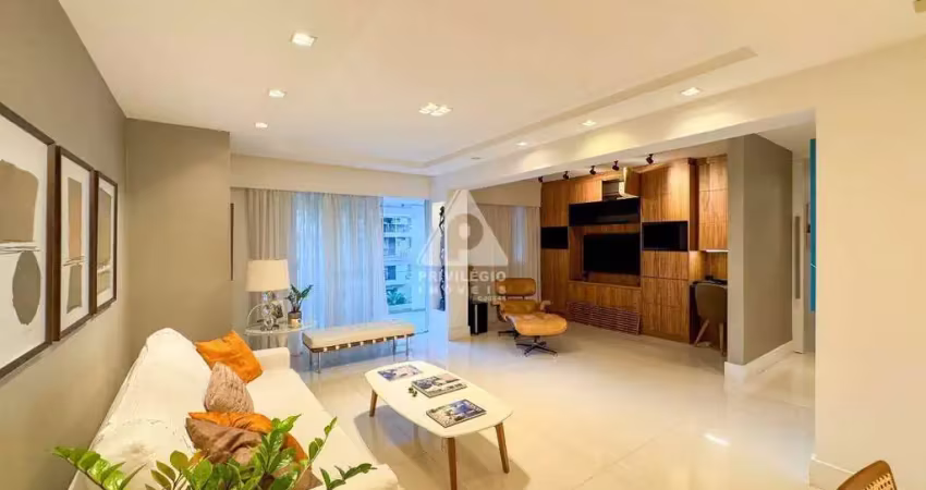 Apartamento de 122 m² em rua nobre de Botafogo!