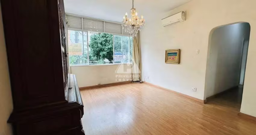 Apartamento com 3 quartos dependências completas no jardim botânico