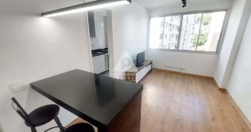 Apartamento de 1 quarto com varanda, vaga e infraestrutura na rua riachuelo disponível para venda na privilégio imóveis