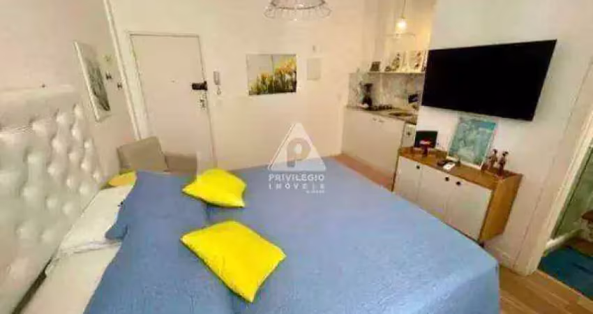 Conjugado reformado no posto 6 – andar alto, sol da manhã!