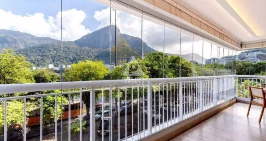 Apartamento 3 quartos, suíte, 2 vagas, 175m², lagoa