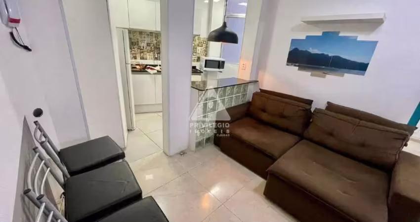 Apartamento sala e quarto | porteira fechada | reformado | lazer | posto 3 | copacabana